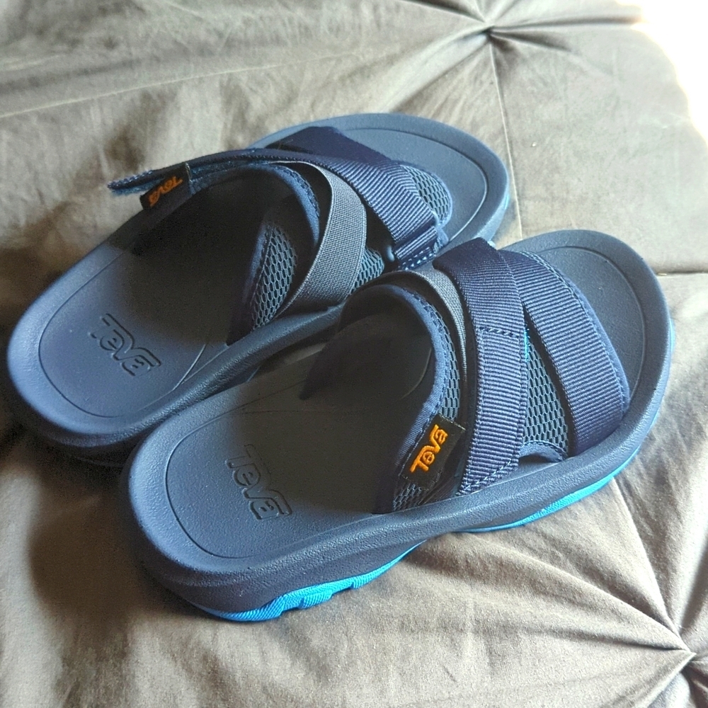 Brand new without tags Teva sandals kids size 11